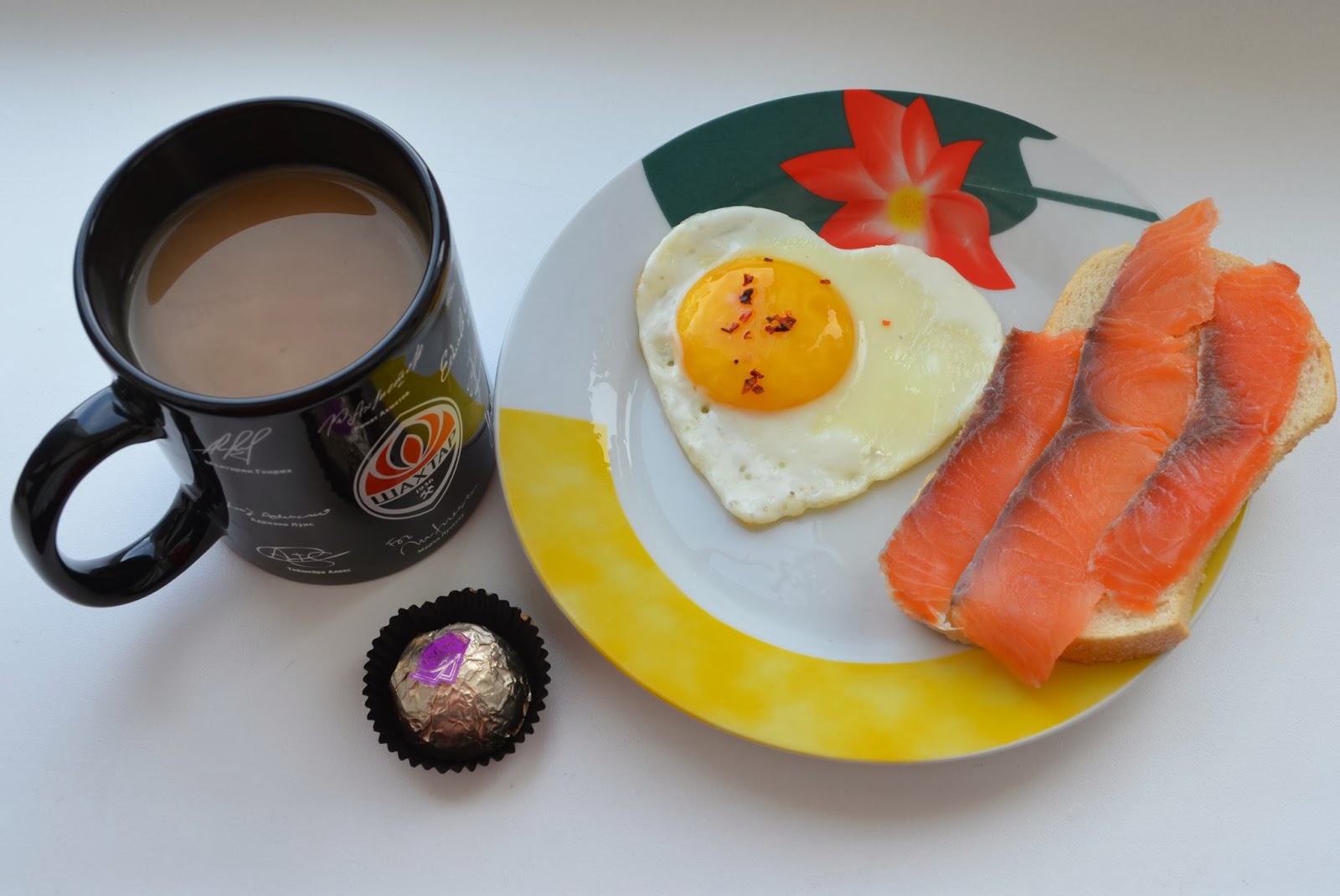 Мама сделала сыночку королевский минет вместо вкусного завтрака