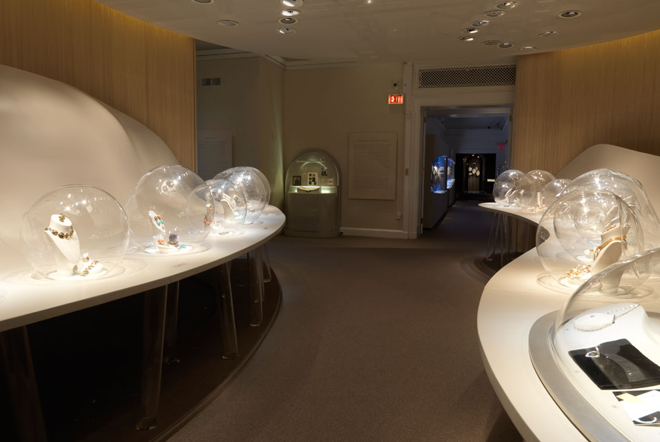 jewelry at the smithsonian