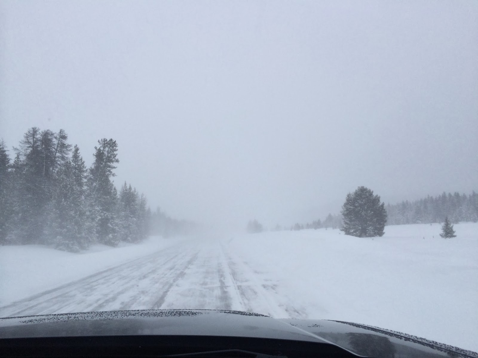 Yellowstone And More HOW DO THEY CLEAR THE SNOW OFF THE ROADS IN