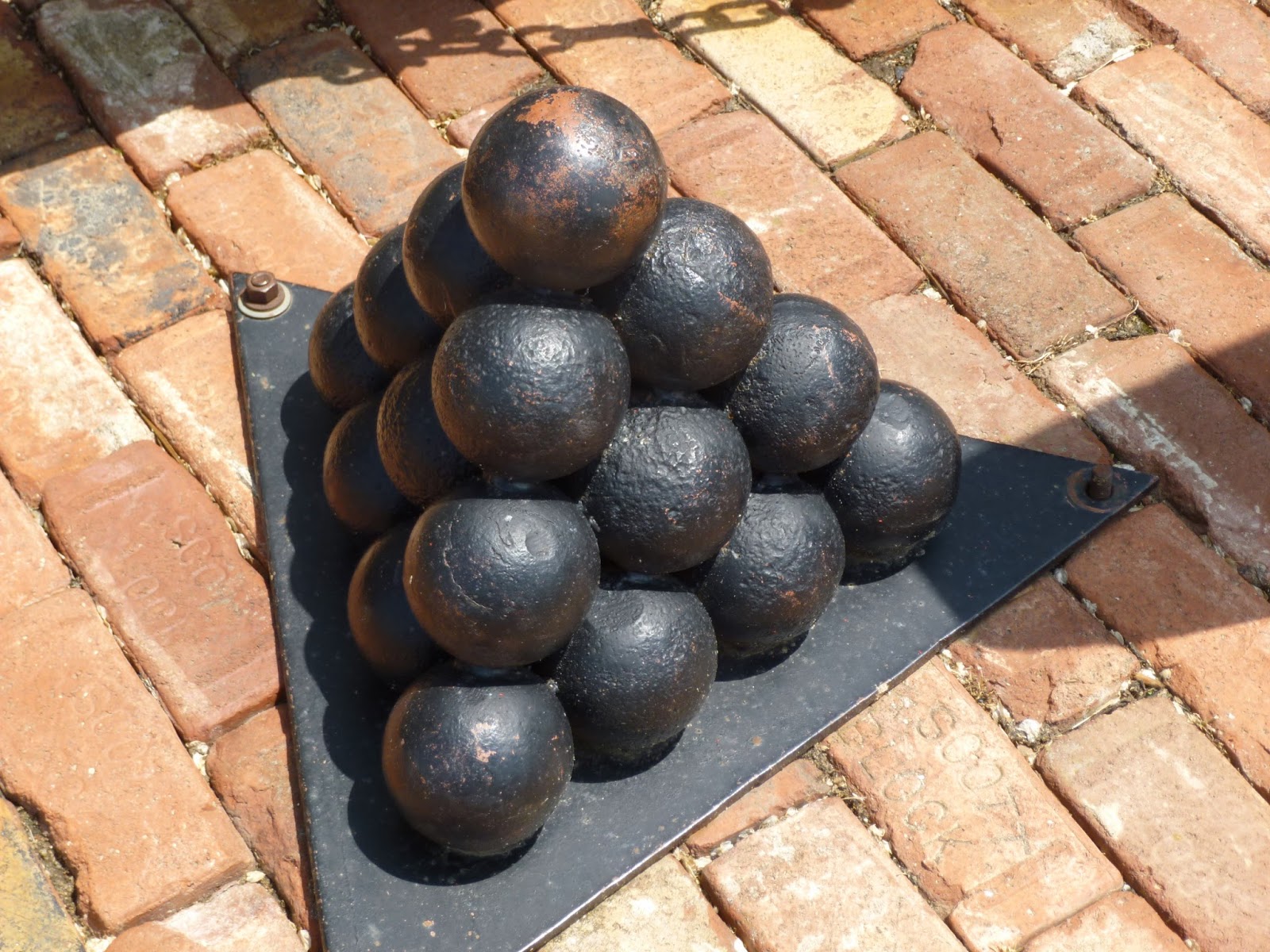 seniors walking across america POST 1316; MAY 10, 2014; FORT SCOTT, KANSAS