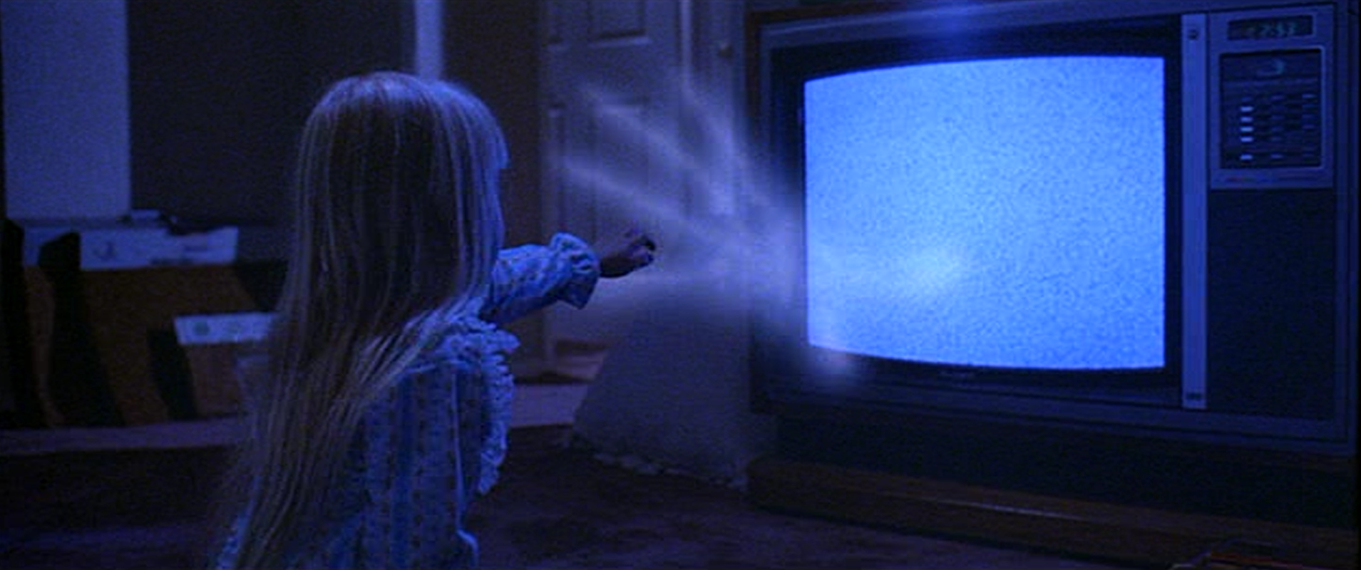 DVD Exotica: Still the Only Poltergeist Edition With Extras Actually About the Movie (Laserdisc/ DVD/ Blu-ray Comparison)