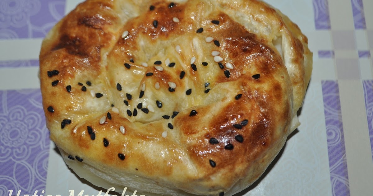 Hatice Mutfakta Peynirli Gül Böreği