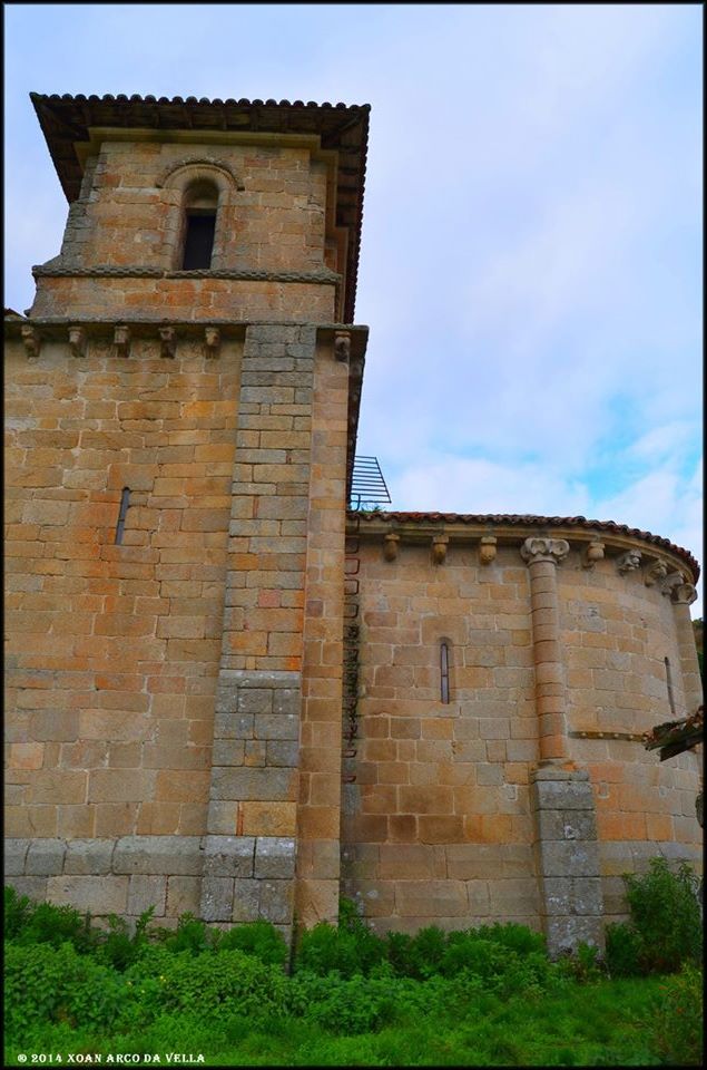 XOAN ARCO DA VELLA: IGREXA DE SAN MIGUEL DE EIRE