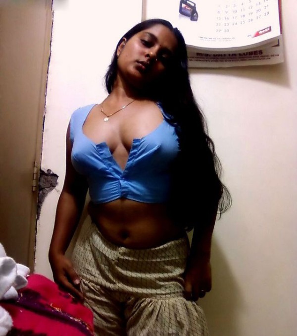 young sexy little girls posing pure nude desi xxx