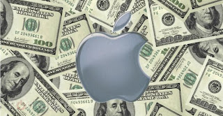 H Apple "δαγκώνει" το χέρι που την ταΐζει... Apple+usa+money