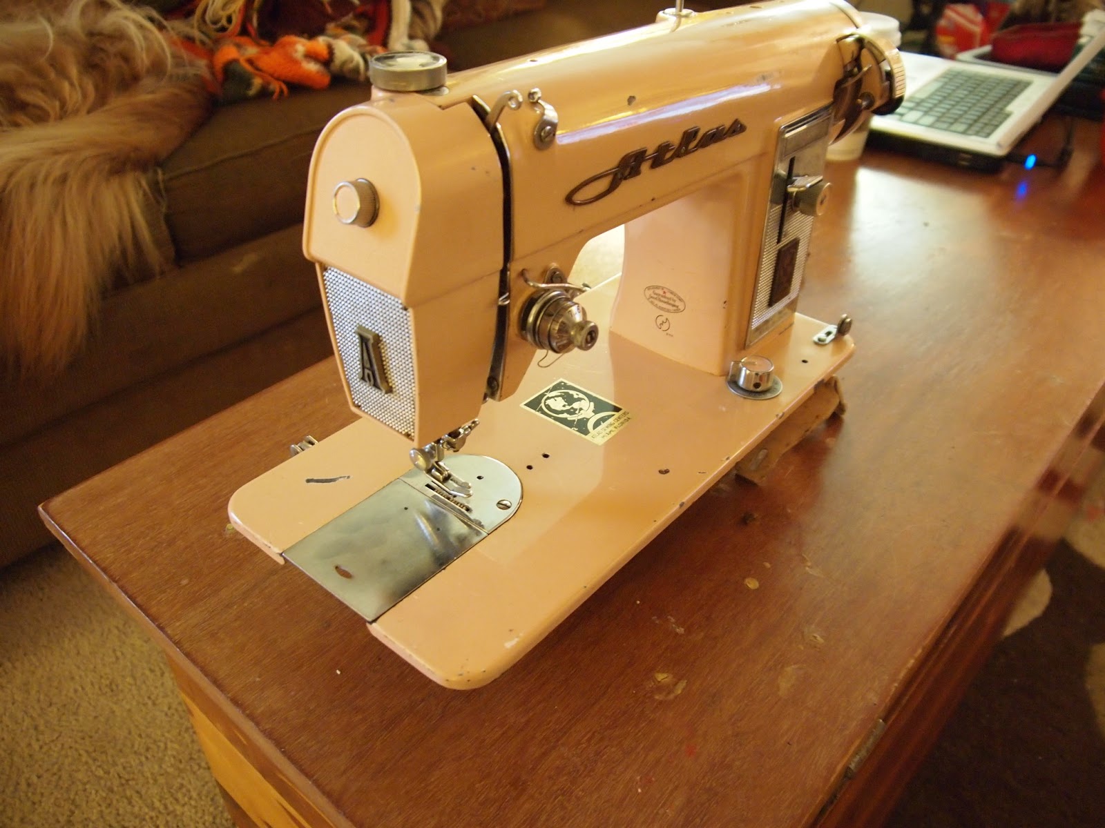 Tupelo Creative: Atlas Precision Sewing Machine - a disaster thus far!
