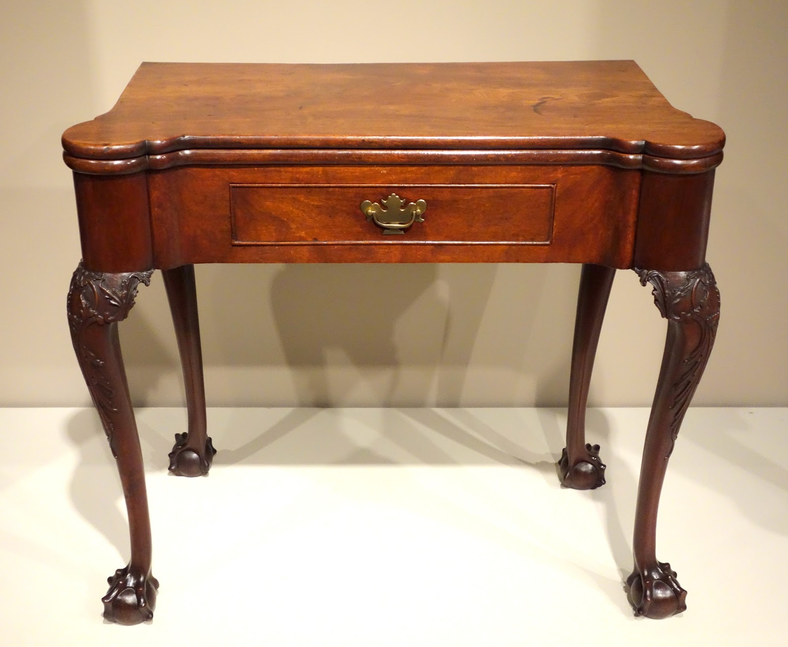 How to Clean Traditional Mahogany Furniture
