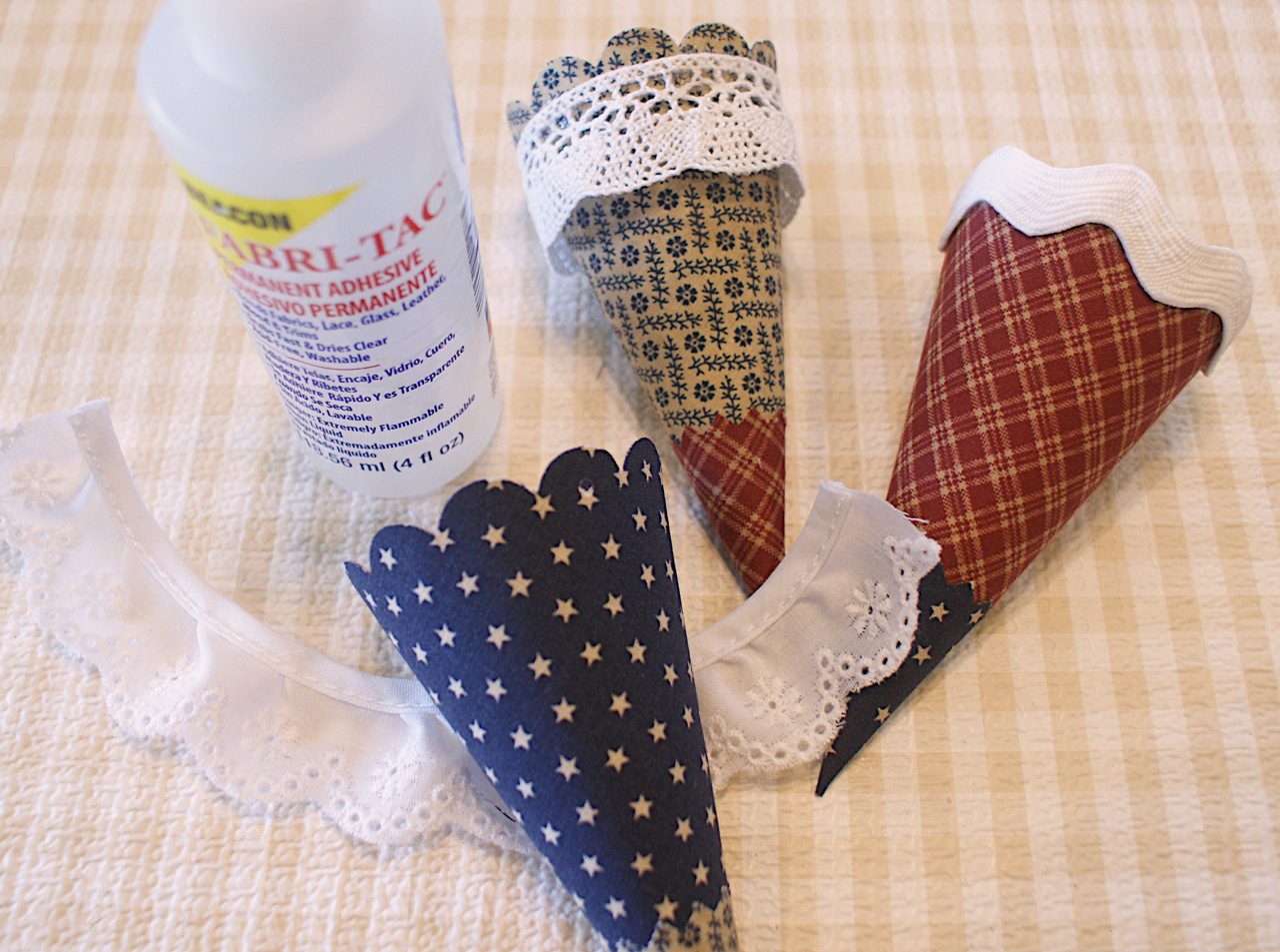 Sizzix Die Cutting Inspiration and Tips Americana Mini Fabric Cones