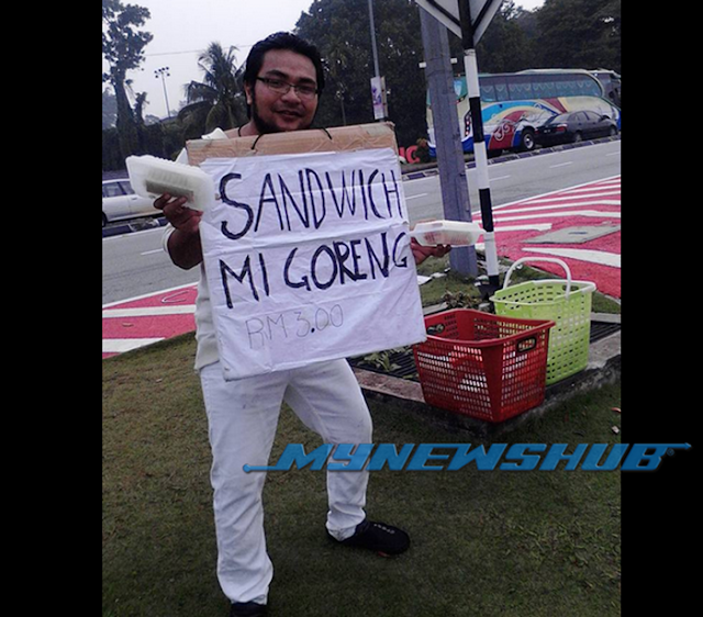 Gambar Lelaki Jual Mi Goreng & Sandwich Jadi Viral