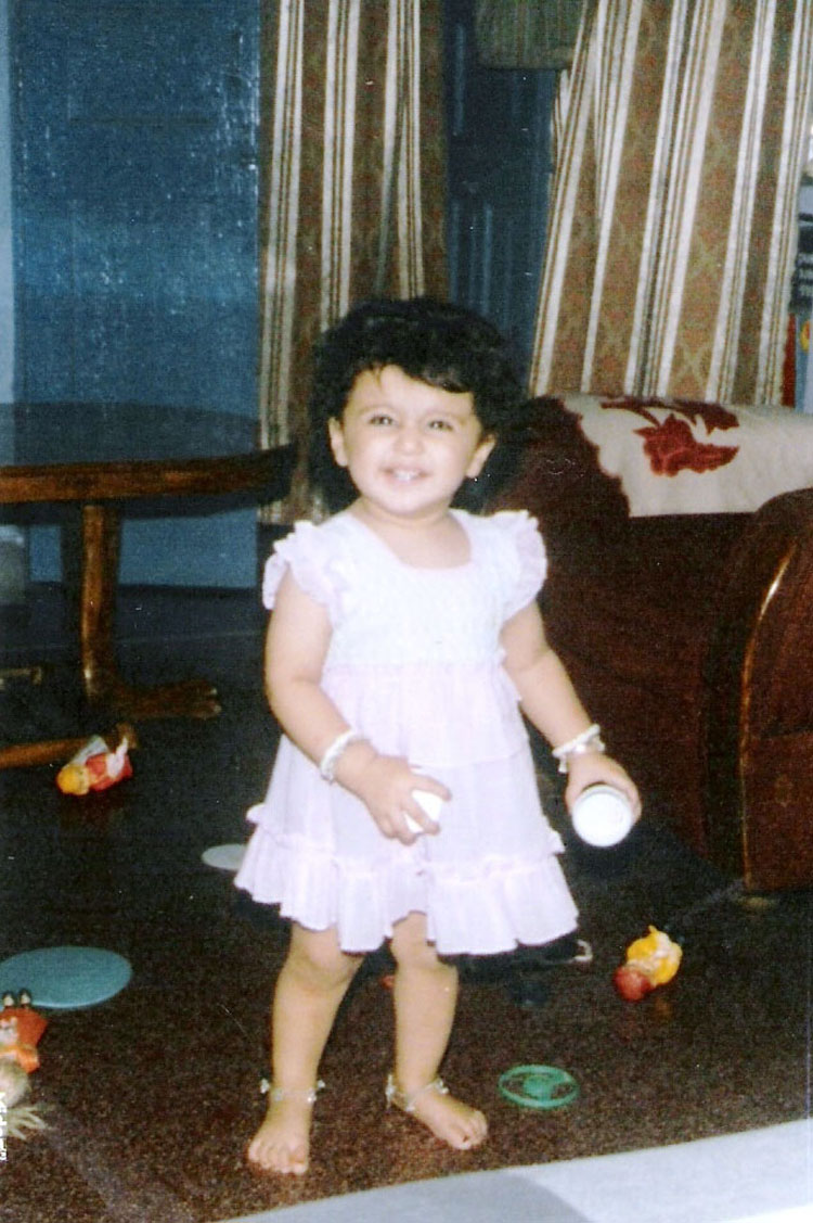 Actress Taapsee Pannu Childhood Pics - MERE PIX