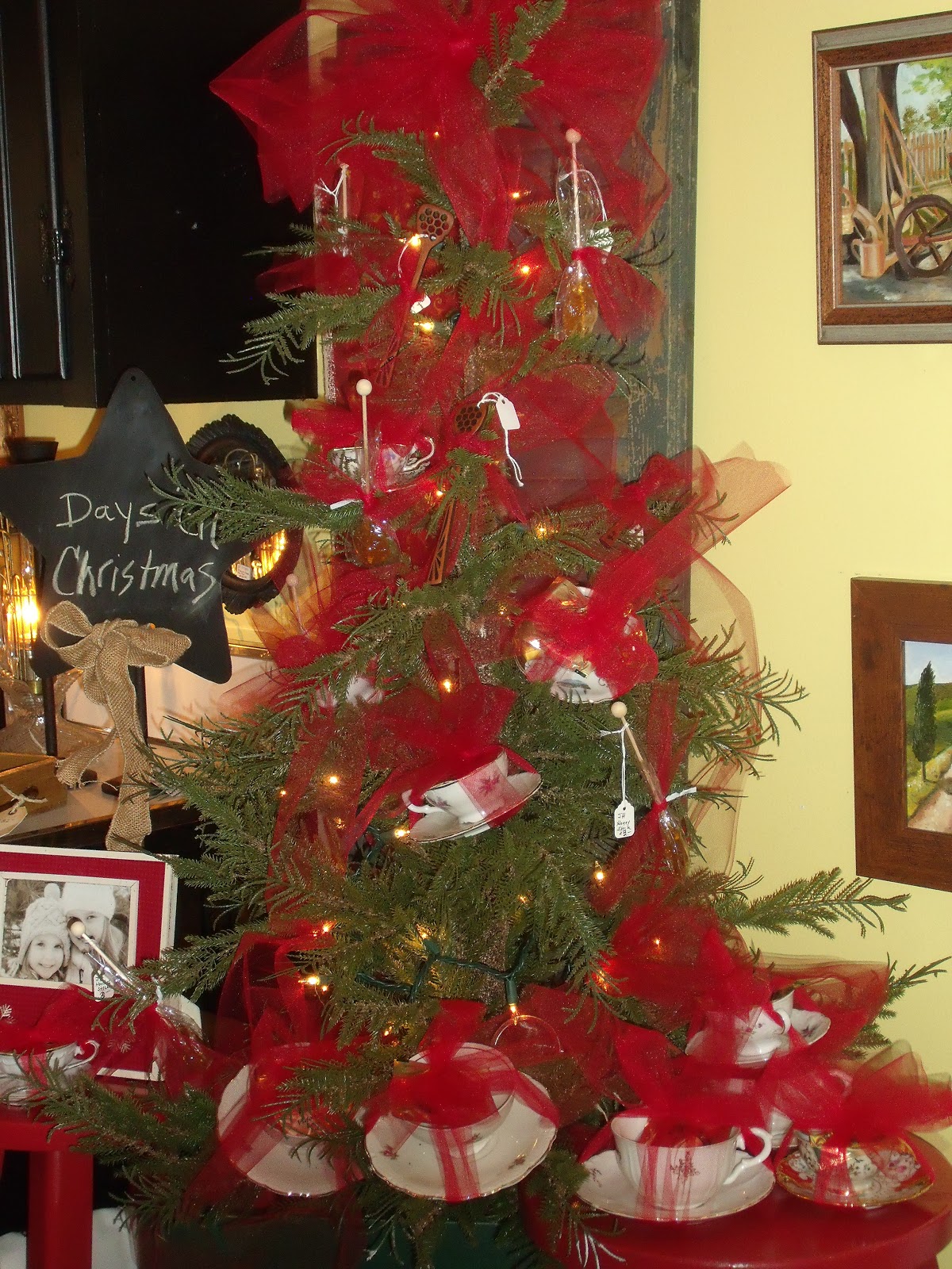 How to fake a french country christmas look Decorating/thrifty decorating/pageTitle/>