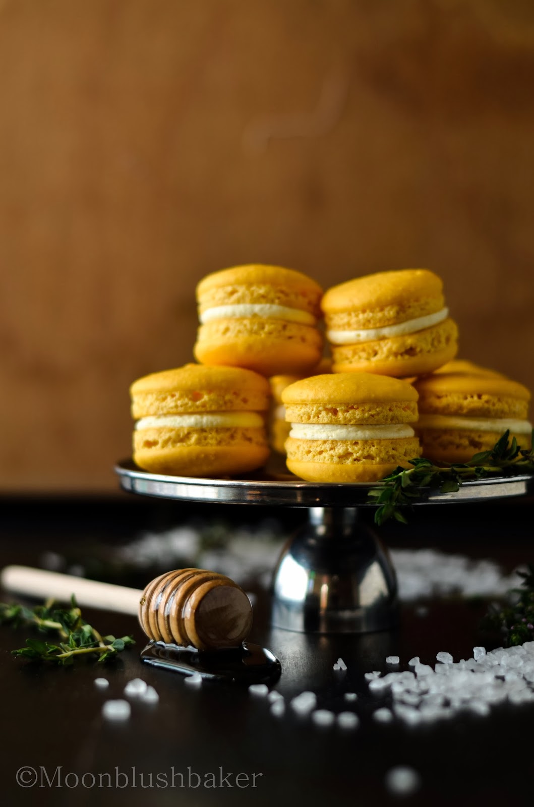 Anything but….// Lemon macarons with salted honey and thyme