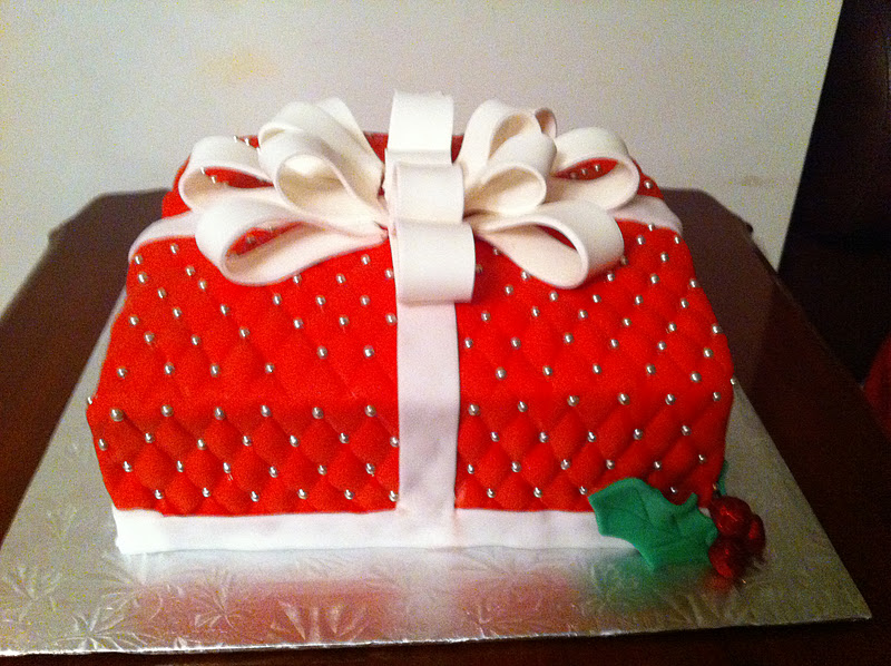 Love Dem Goodies: Christmas Present Cake