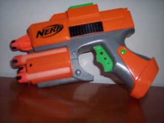 Hidden Treasures : Nerf guns! Add to your summer fun! various types