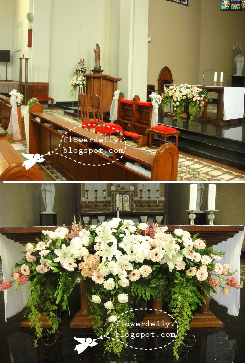 Here’s the flower arrangement in front of the altar.