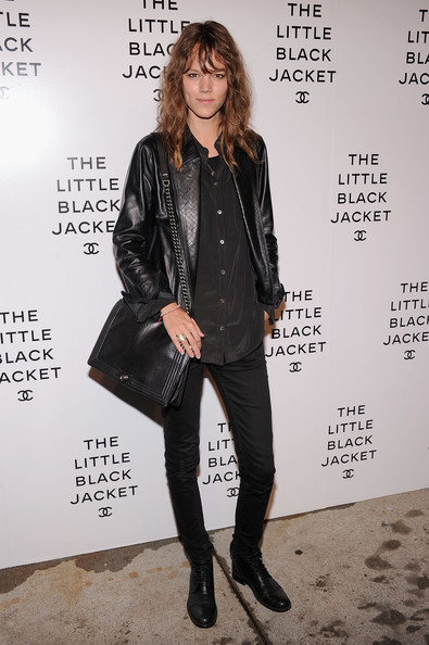 Gold Fashion On My Mind Model Off Duty Freja Beha Erichsen