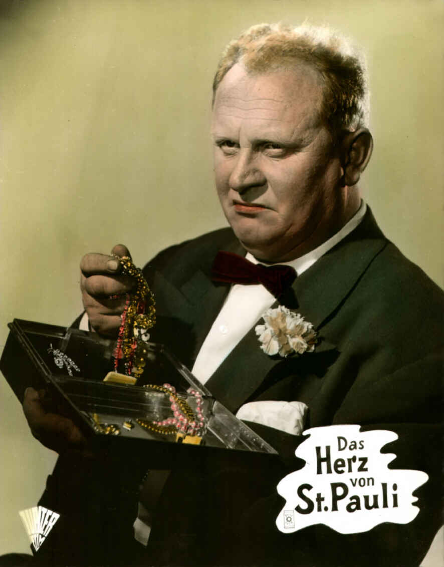 Weekly Special "Germans in Bond Films" 01 GERT FRÖBE