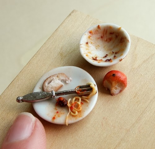 14-Dirty-Dishes-Small-Miniature-Food-Doll-Houses-Kim-Fairchildart-www-designstack-co