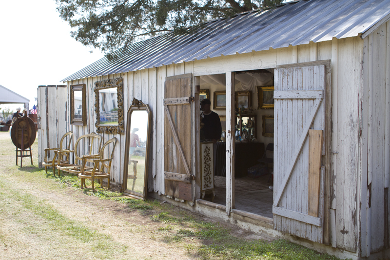 La Vie Couture Round Top antiques show