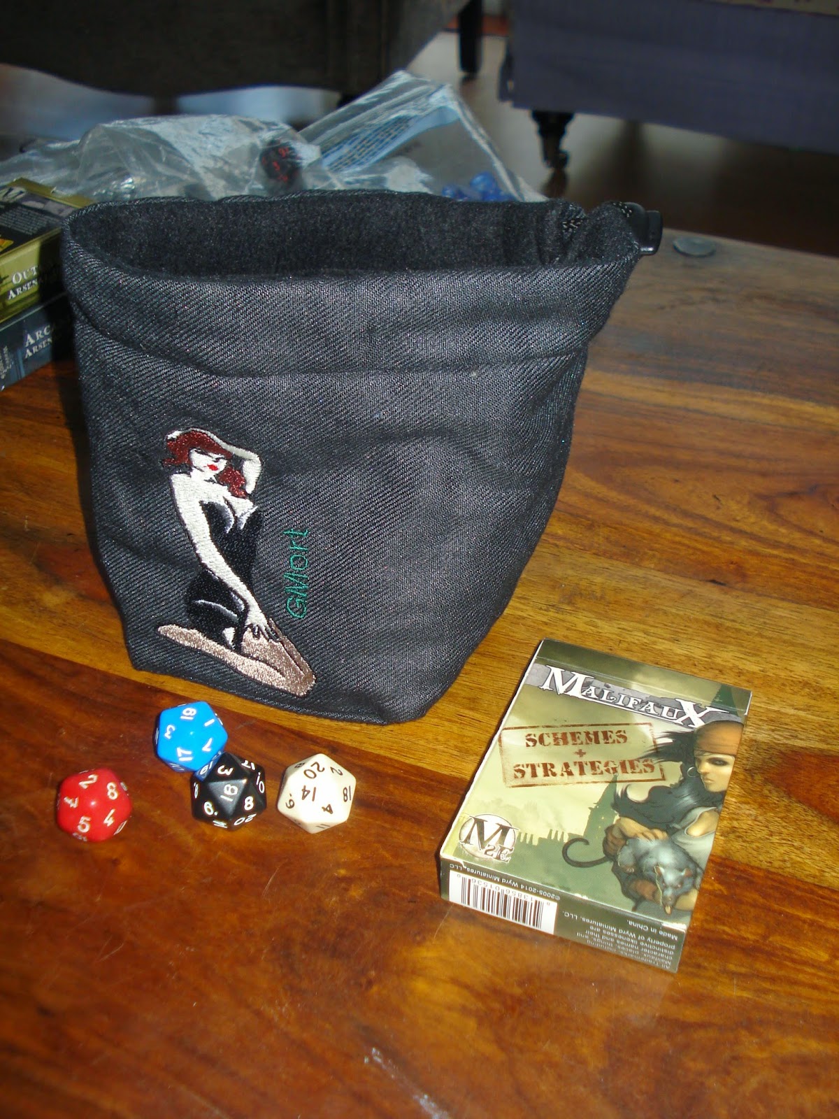 Product Review 'Cosy Dice' Bags Wargaming Hub