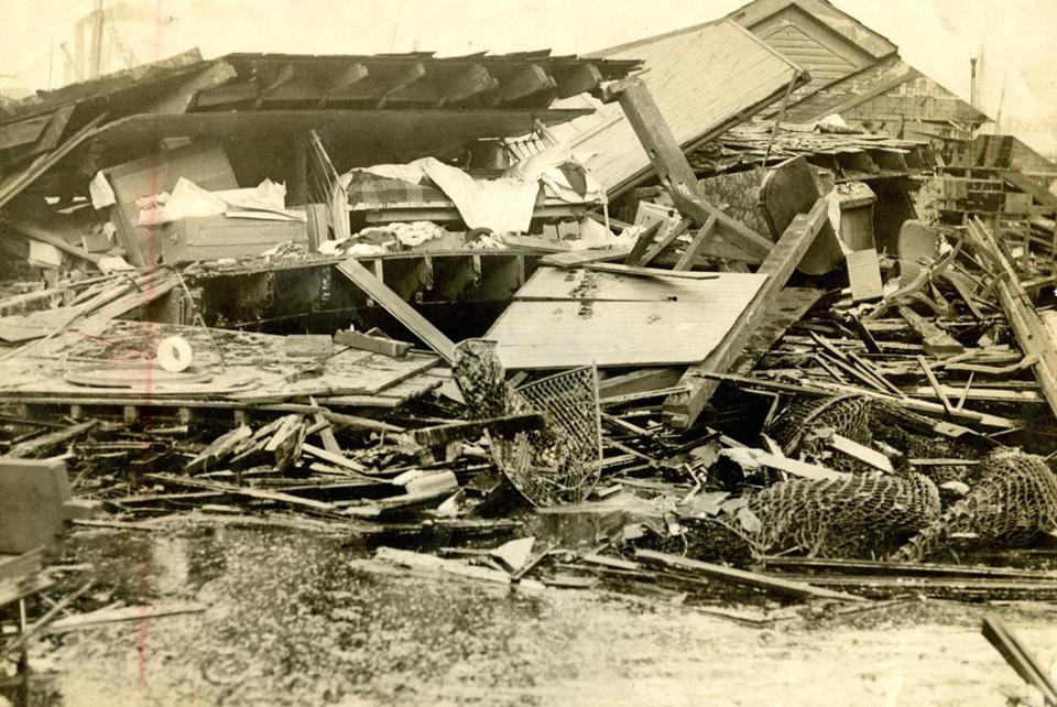 Heroes, Heroines, and History Boston's Great Molasses Flood, 1919, by