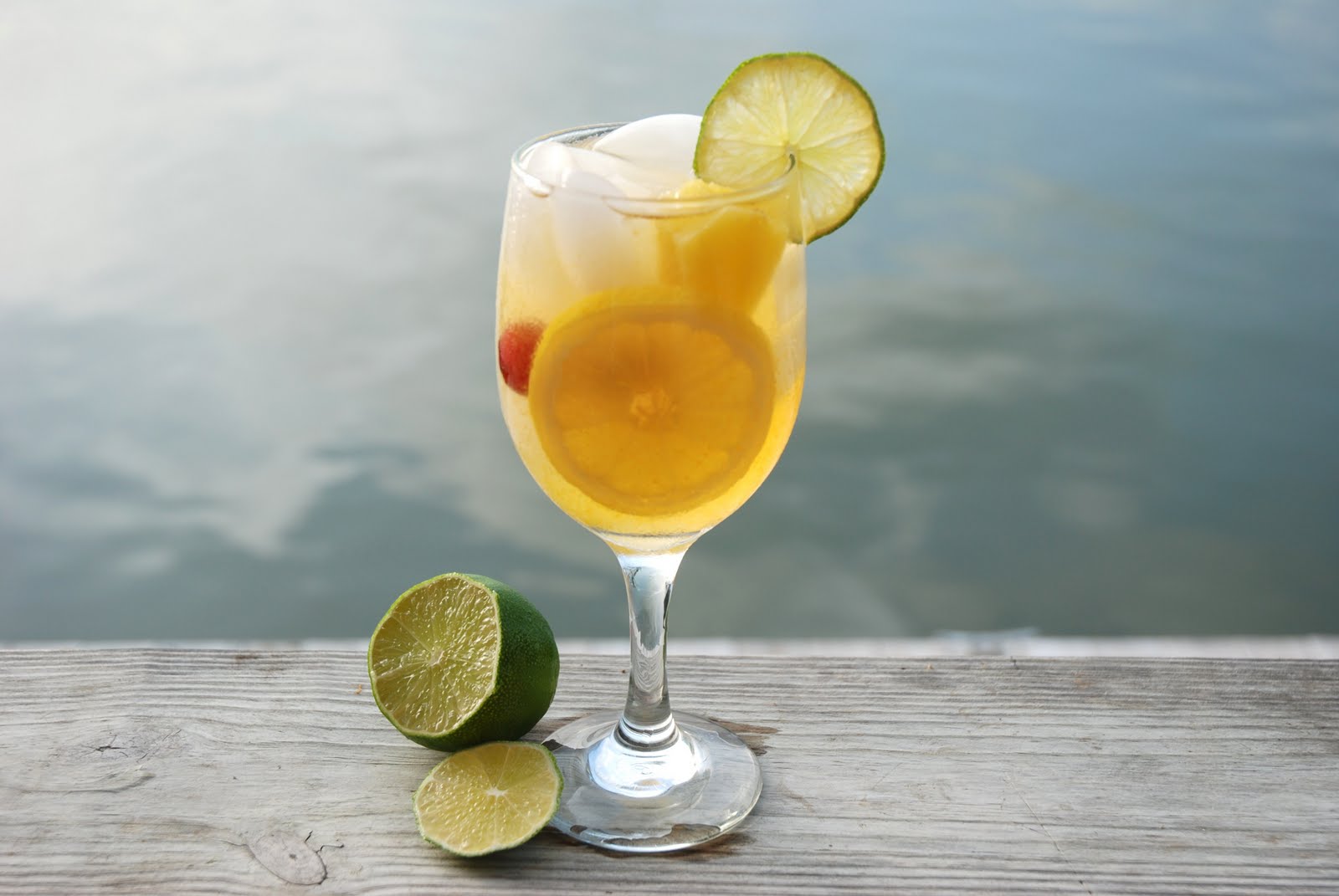 Fleur DeLectable White Wine Peach Sangria