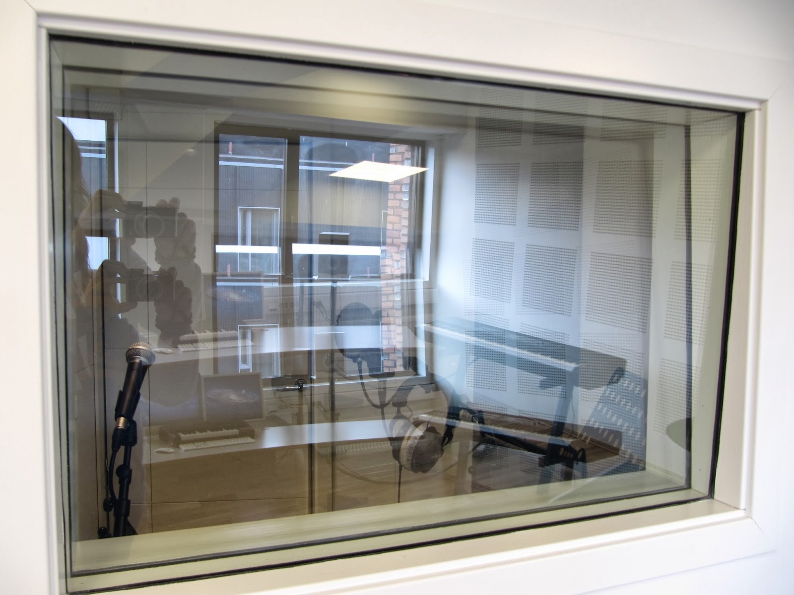 HHappening Building a Studio