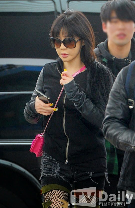 [NB] Park Bom suspected of drug smuggling | Kpopselca Forums