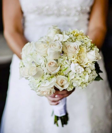 *MUST HAVE* Floral Accents for Every Romantic Spring Wedding