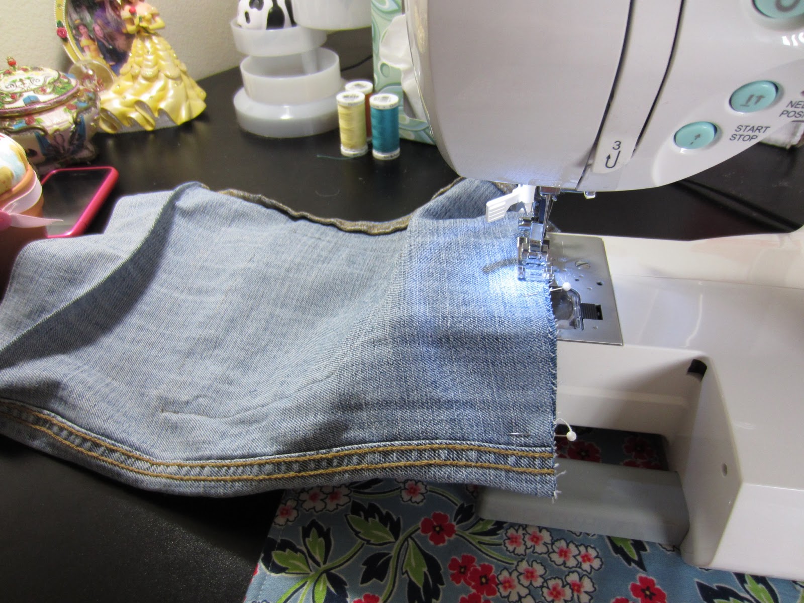 The Upstairs Crafter Travel Trash Bag Tutorial