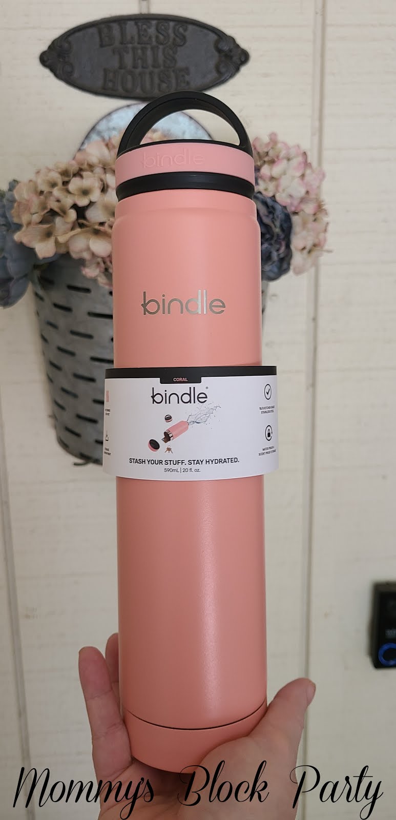 Bindle 20oz. Slim Bottle with Storage