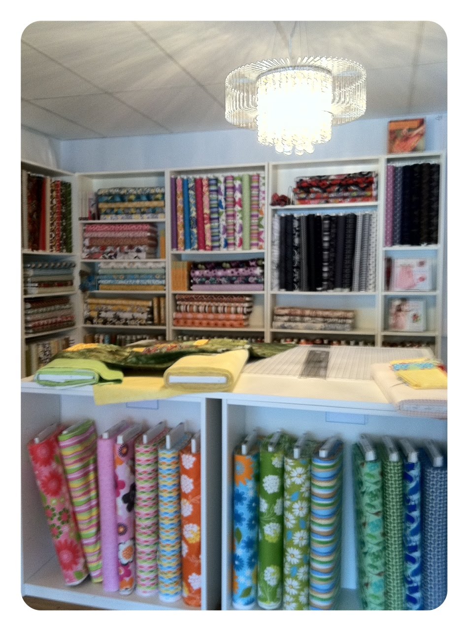 My First Time at the West Seattle Fabric Co.! Quilting In The Rain