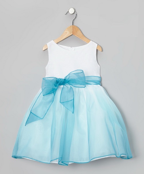 Mua đầm công chúa, đầm dạ tiệc, váy xòe cho bé ở đâu