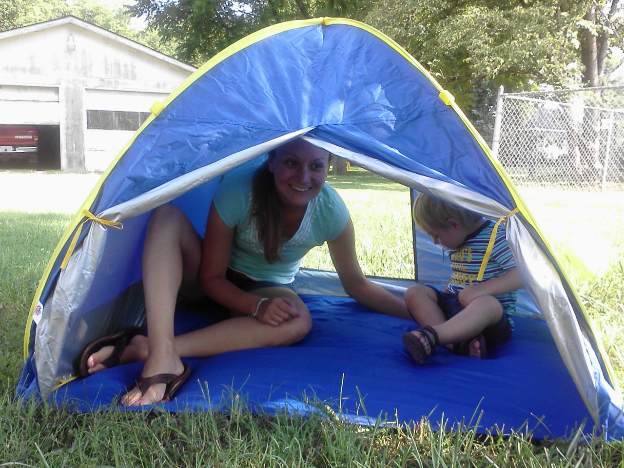 schylling uv play shade