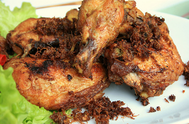 Ayam Goreng Lengkuas