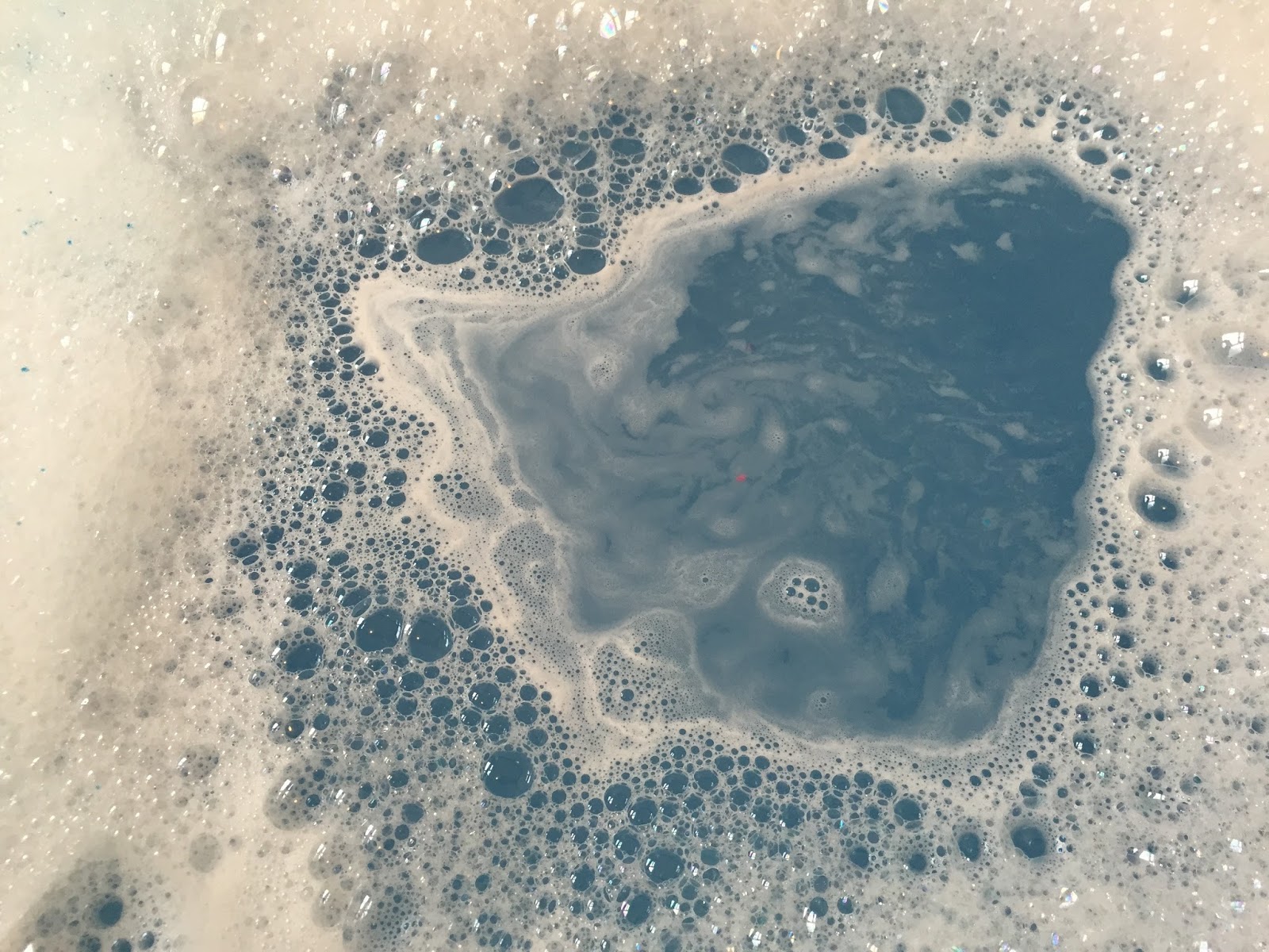 All Things Lush UK Pop In The Bath Bubble Bar