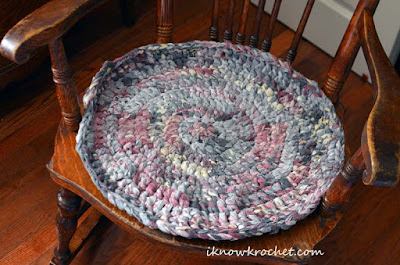 crochet rocking chair pad