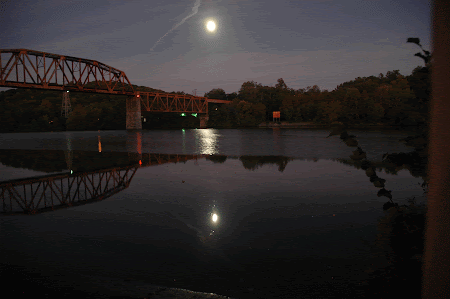 8. Tennessee River at boat ramp across from Knoxville sewer plant