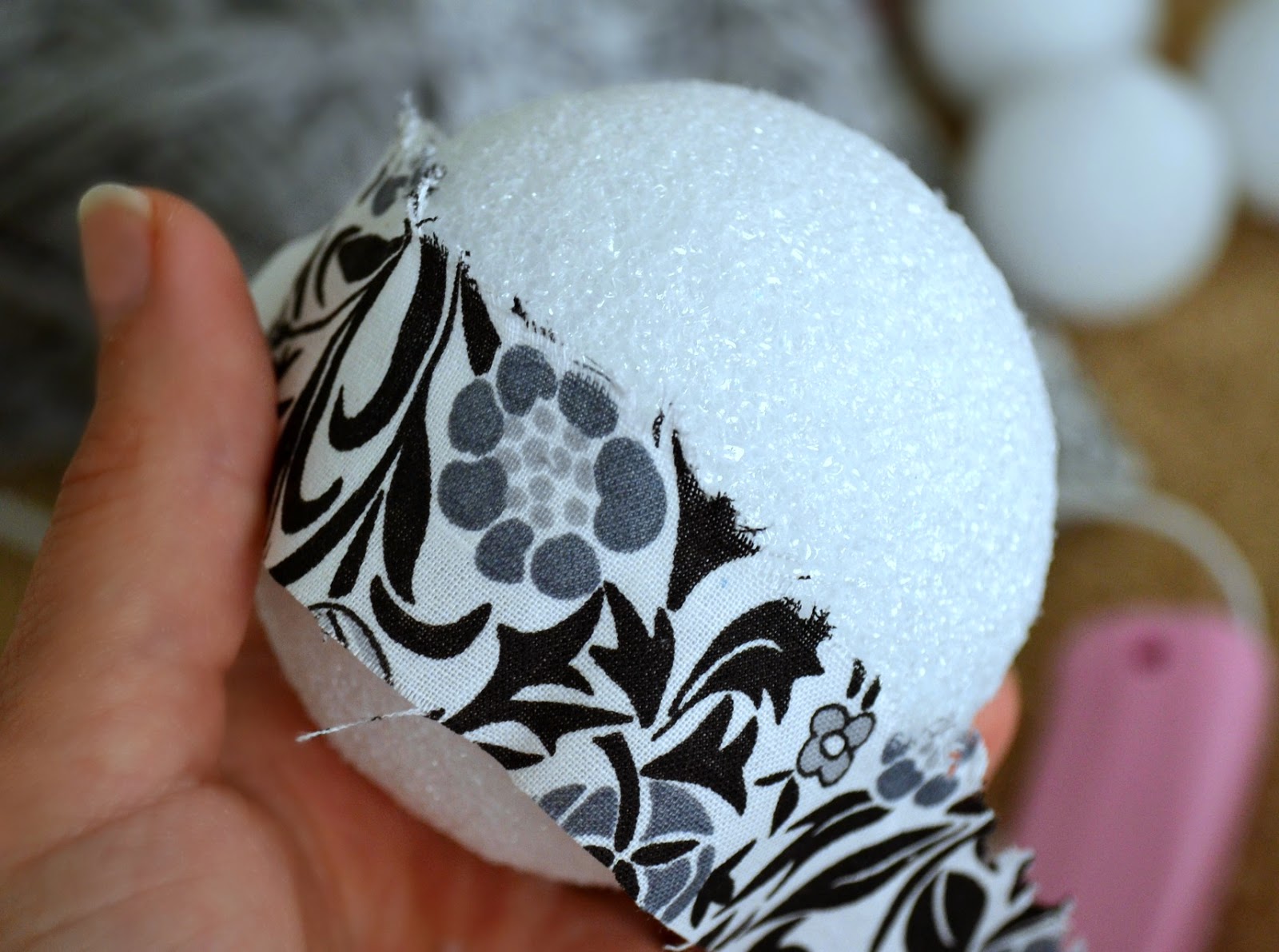 It's A Mom's World DIY Centerpiece/Decor Using Styrofoam Balls & Cheap