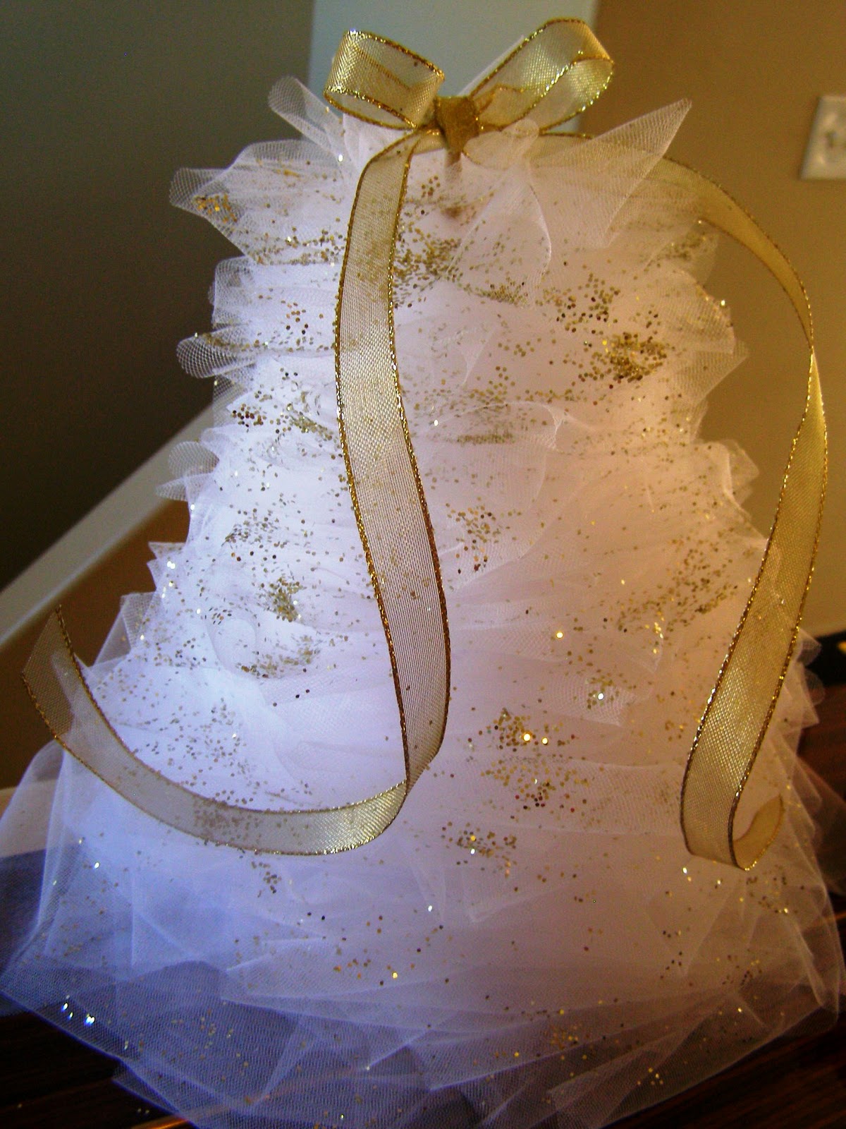 Busy Lizzy's Tulle Christmas Tree