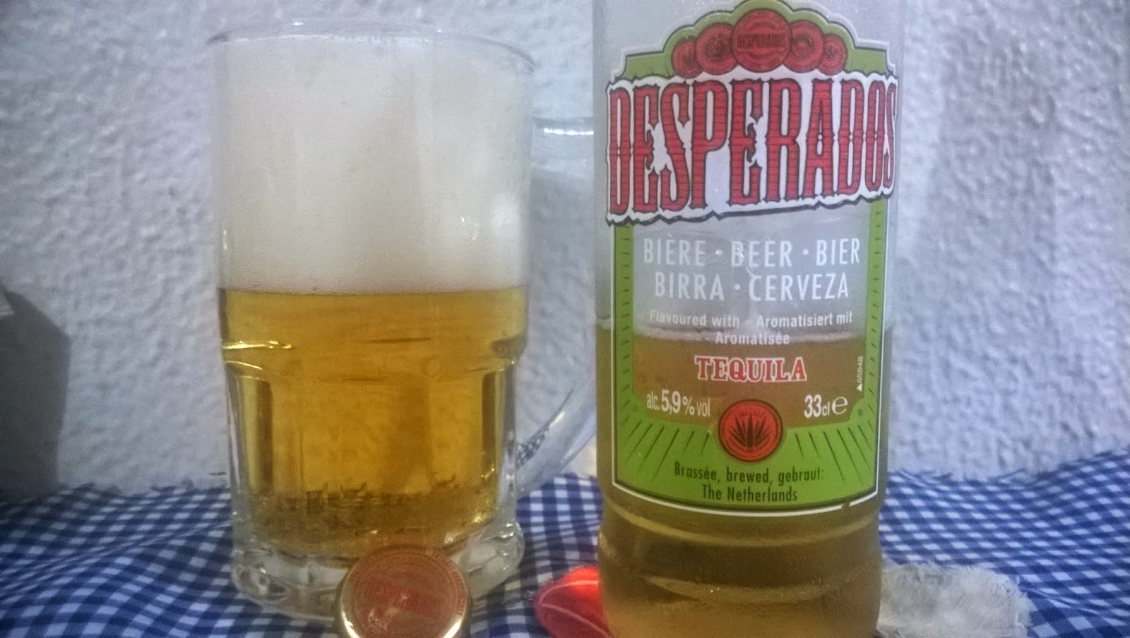 Drinks, Baladas e Afins: DESPERADOS- Cerveja com tequila