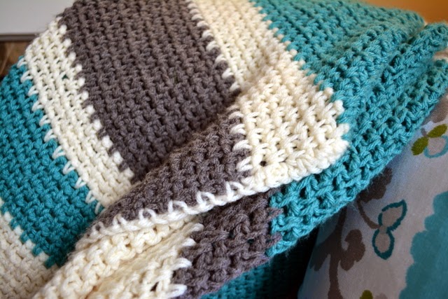 Modern Grace Design: Free Pattern :: Easy Striped Blanket