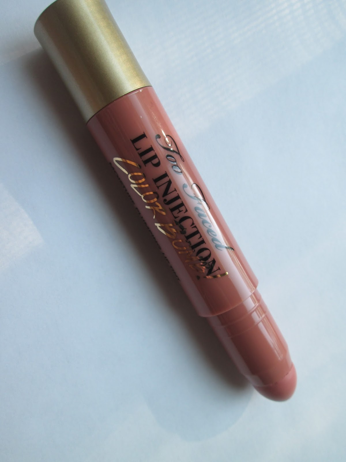 Confessions of a Glitterholic Too Faced Lip Injection Color Bomb