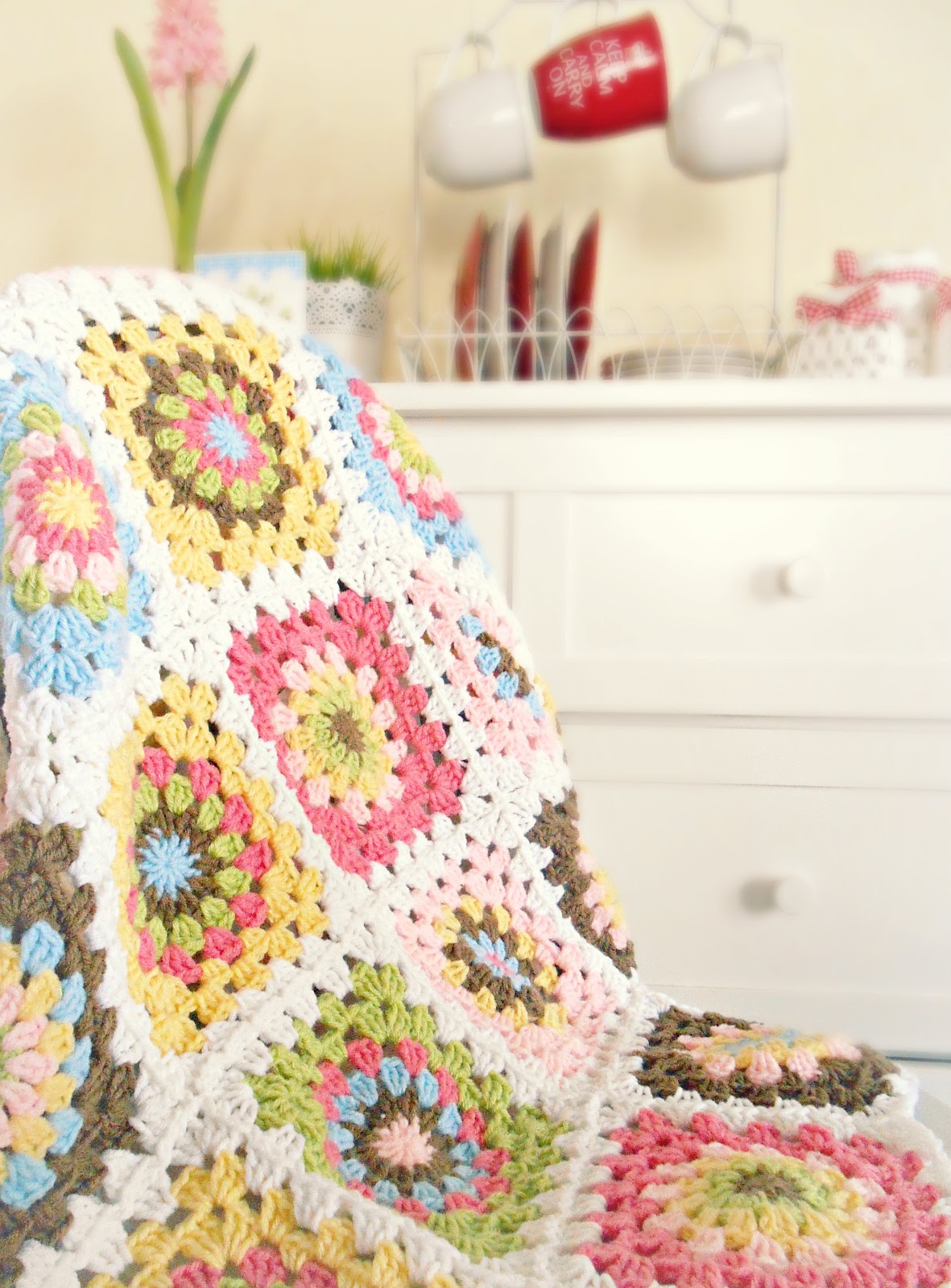 hopscotch lane Finished Spring Blanket!