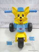 2 Junior T982 Rabbit Tricycle