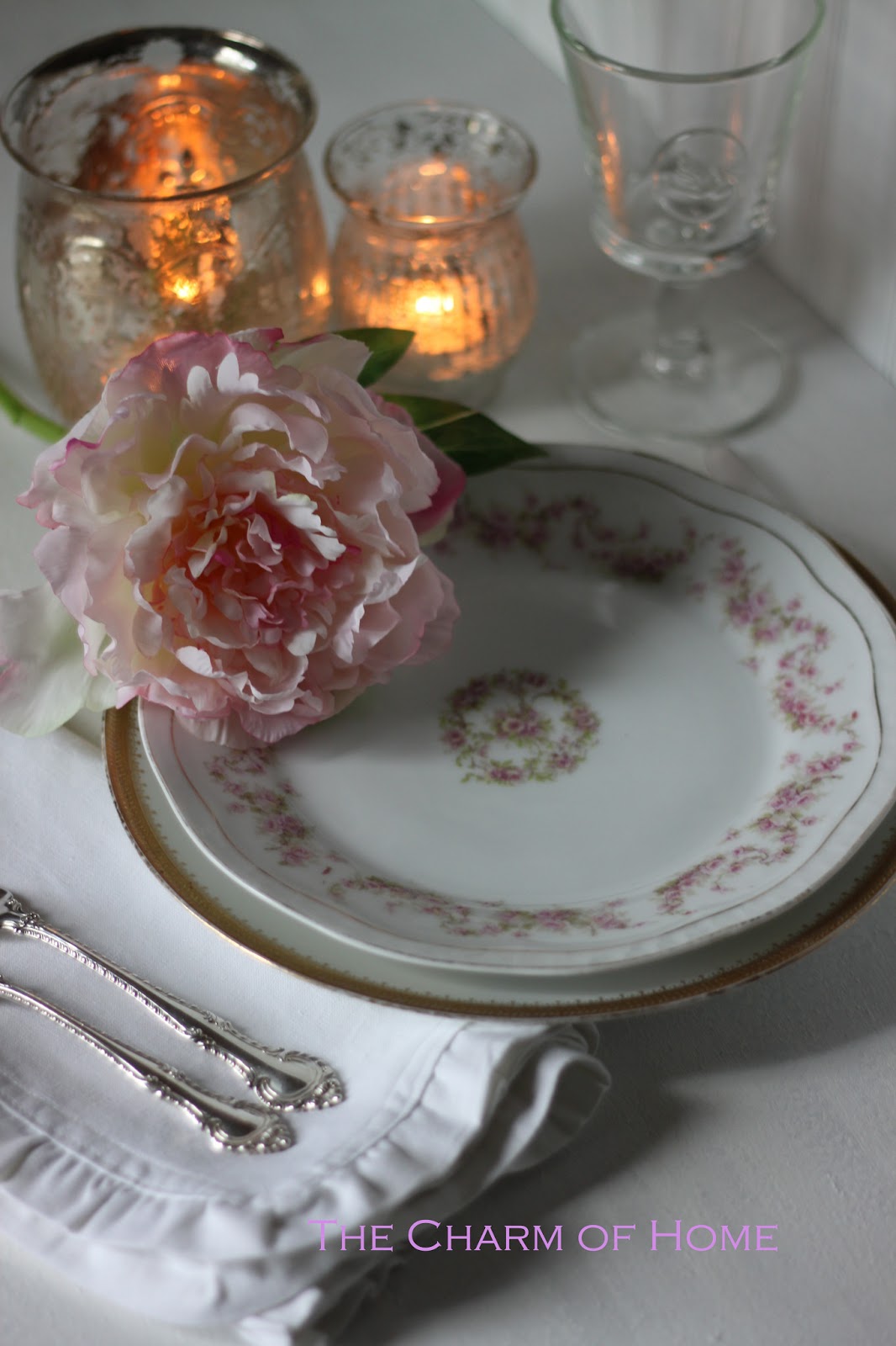 The Charm of Home May Day Place Setting