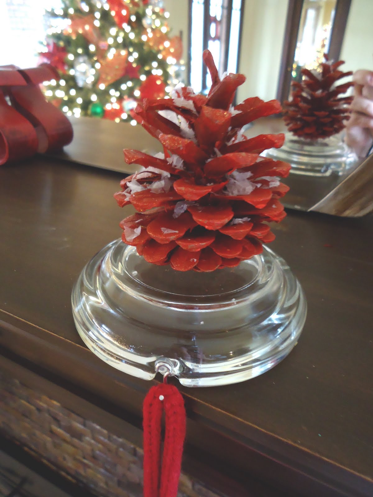 McKell's Closet Pinecone Stocking Holders Tutorial