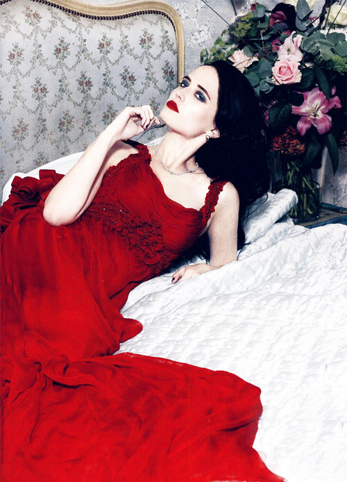 eva+green+red+dress.jpg