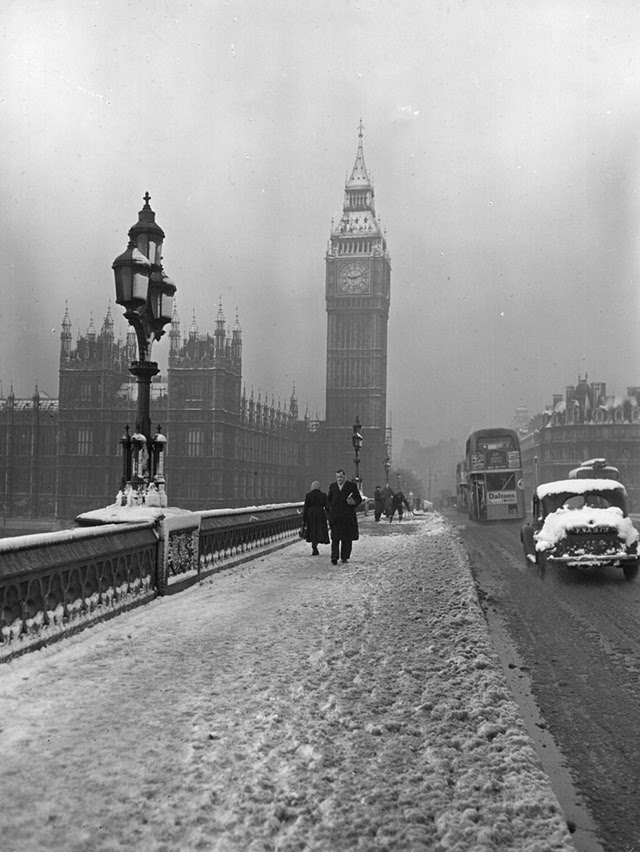 Fascinating Historical Picture of Palace of Westminster on 1/14/1955 