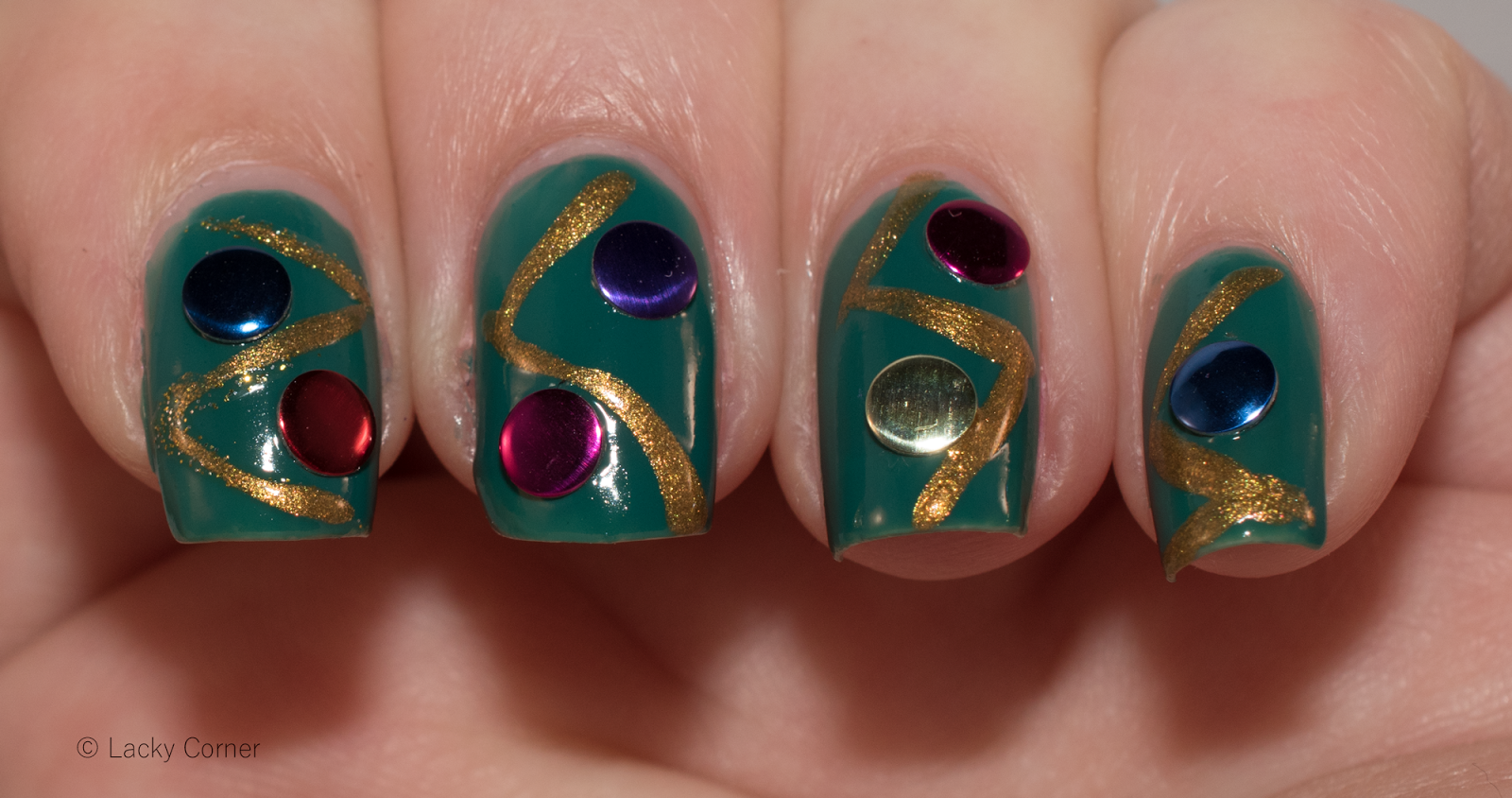 Lacky Corner Winter Nail Art Challenge Tinsel / Ornaments